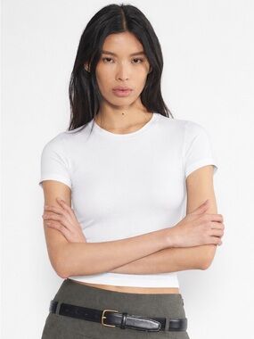 Aritzia Seamless Willow Top White Size Small, NWT